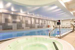 Innenpool mit Whirlpool im Hotel & SPA Drei Inseln in Swinemünde, Polen