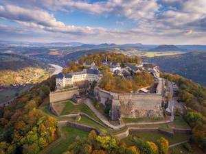 Luftaufnahme Festung Königstein im Herbst, Sächsische Schweiz