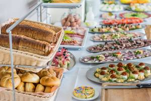 Reichhaltiges Frühstücksbuffet im Afrodyta SPA Hotel in Swinemünde